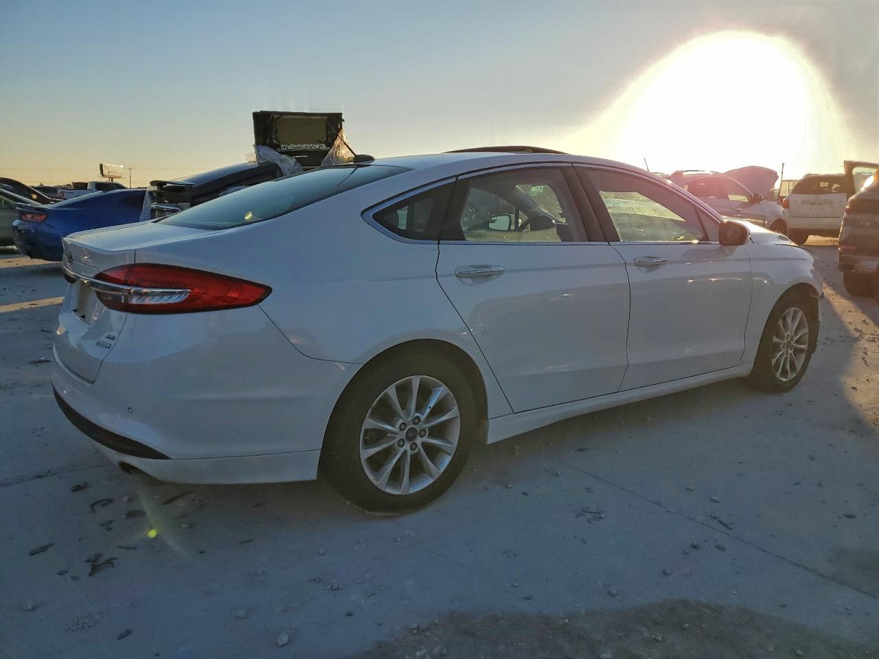 FORD FUSION SE