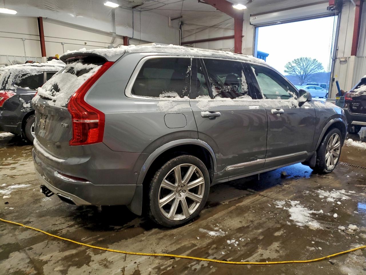 VOLVO XC90 T8