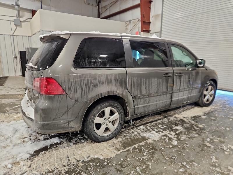 2010 VOLKSWAGEN ROUTAN #3305576117