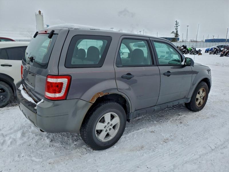 2010 FORD ESCAPE XLS #3310138363