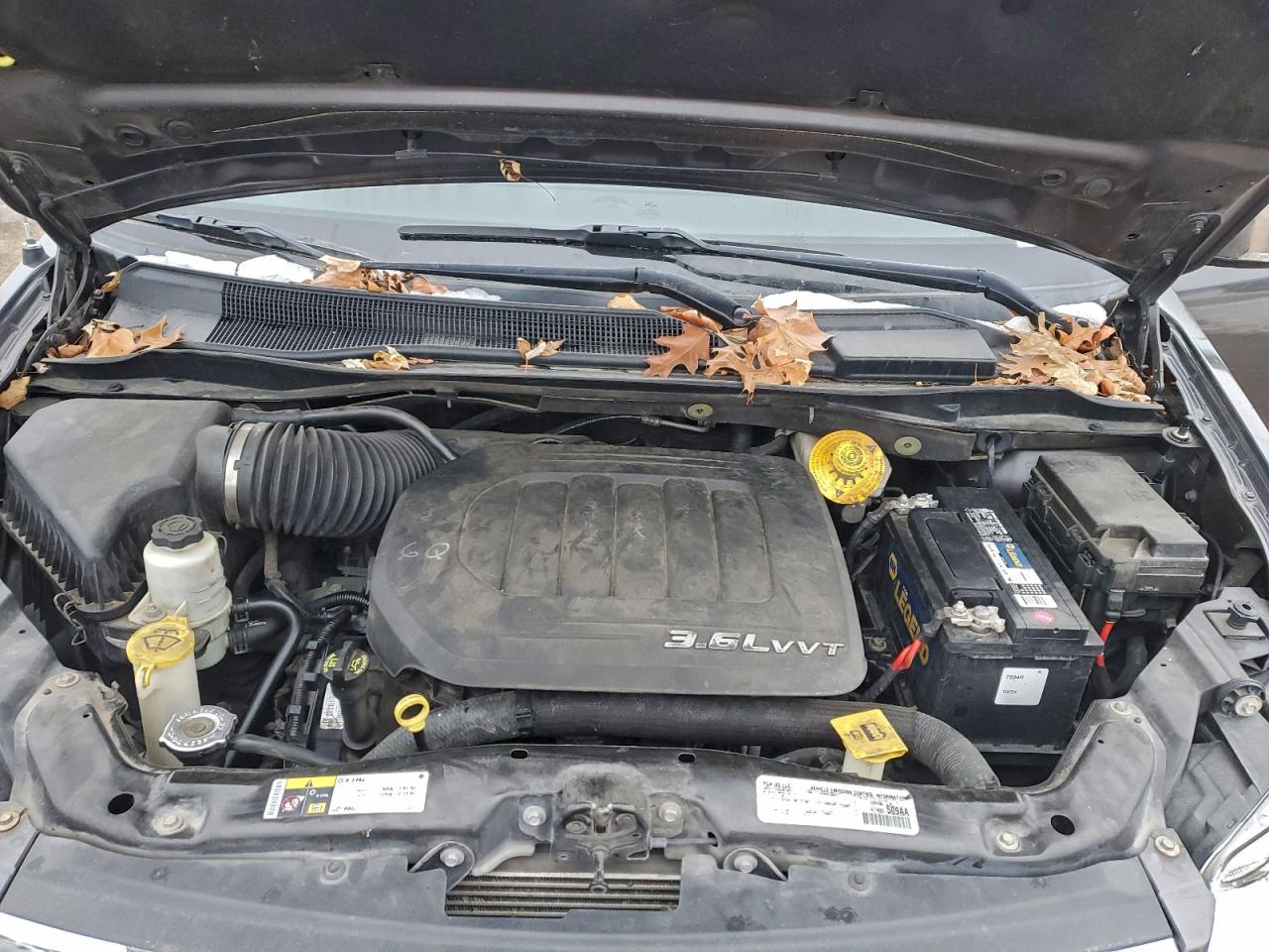 Lot #3308244193 2016 CHRYSLER TOWN & COU