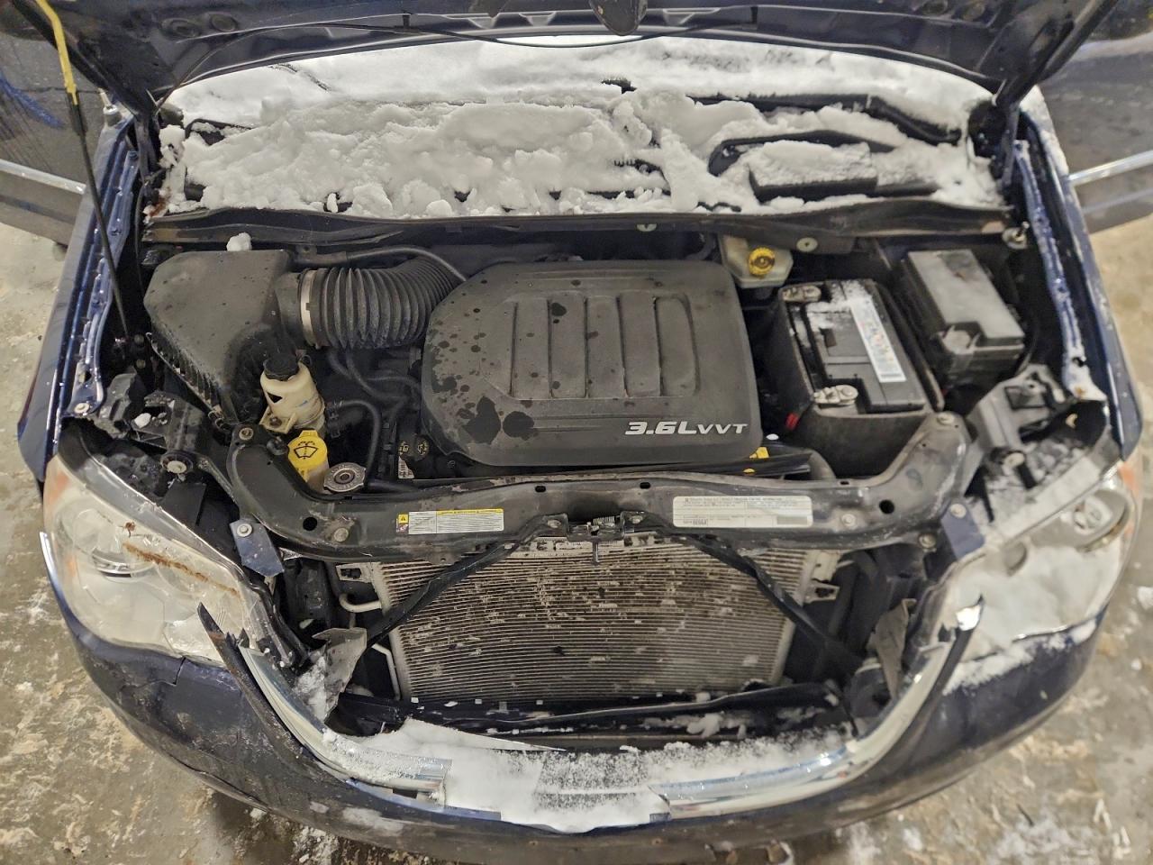 CHRYSLER TOWN & COUNTRY TOURING