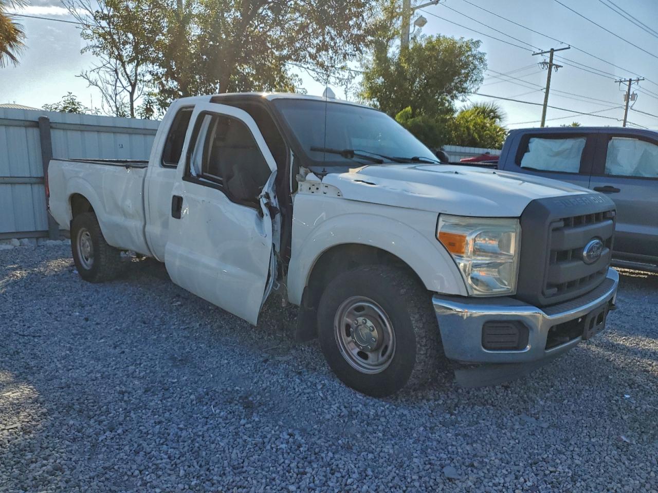 FORD F-250 SUPER DUTY