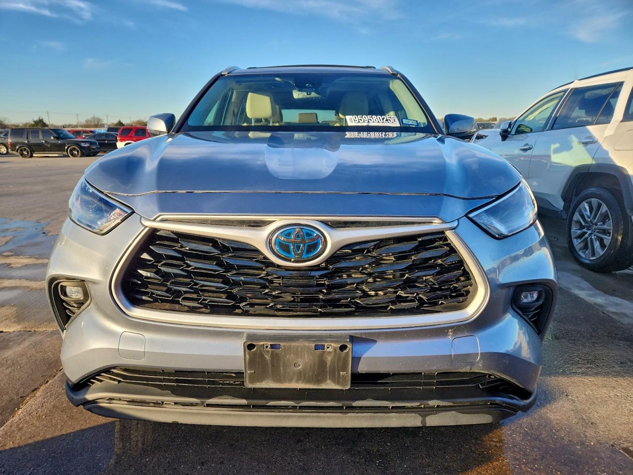 Lot #3315668779 2022 TOYOTA HIGHLANDER