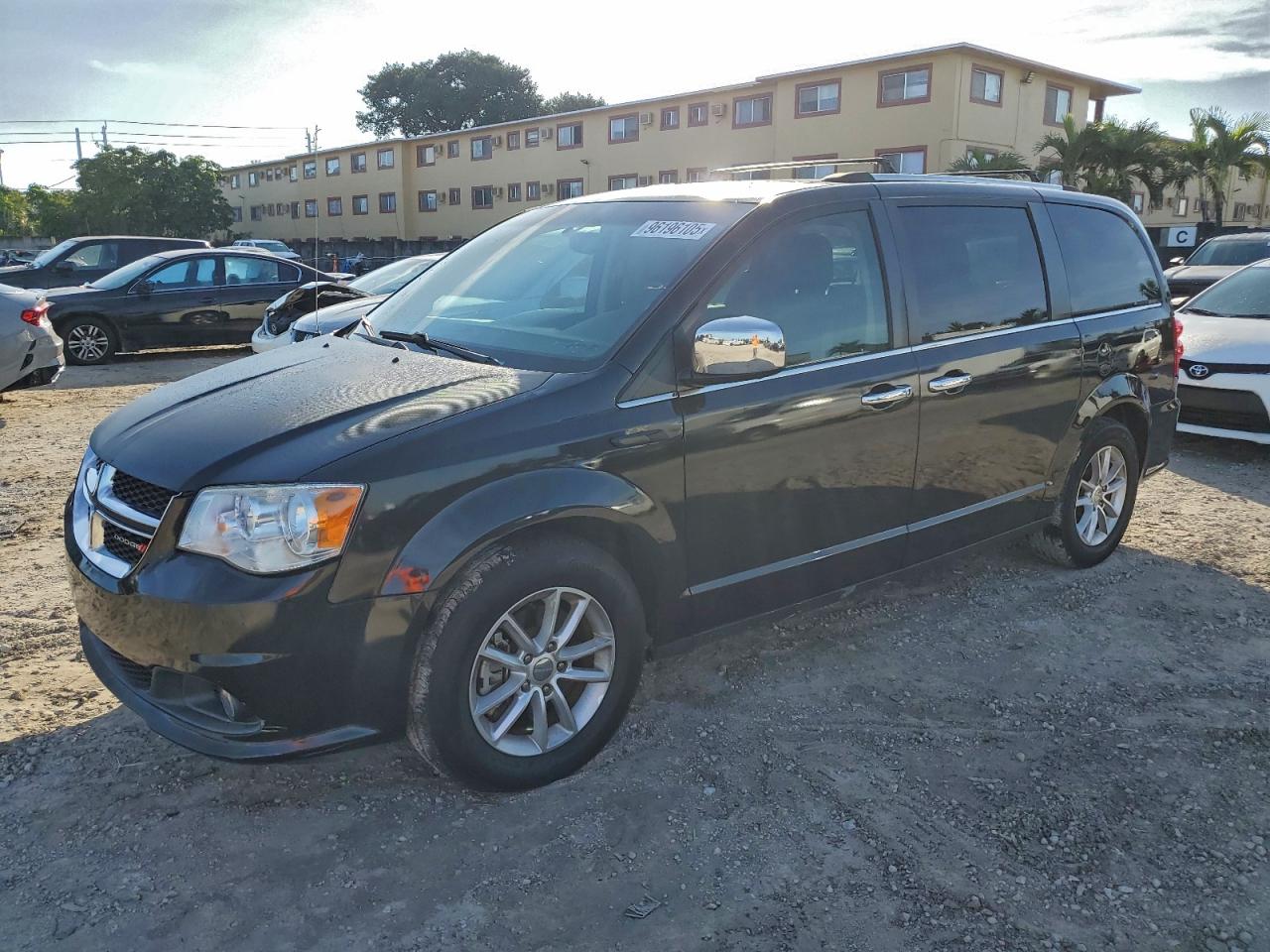 DODGE GRAND CARAVAN SXT
