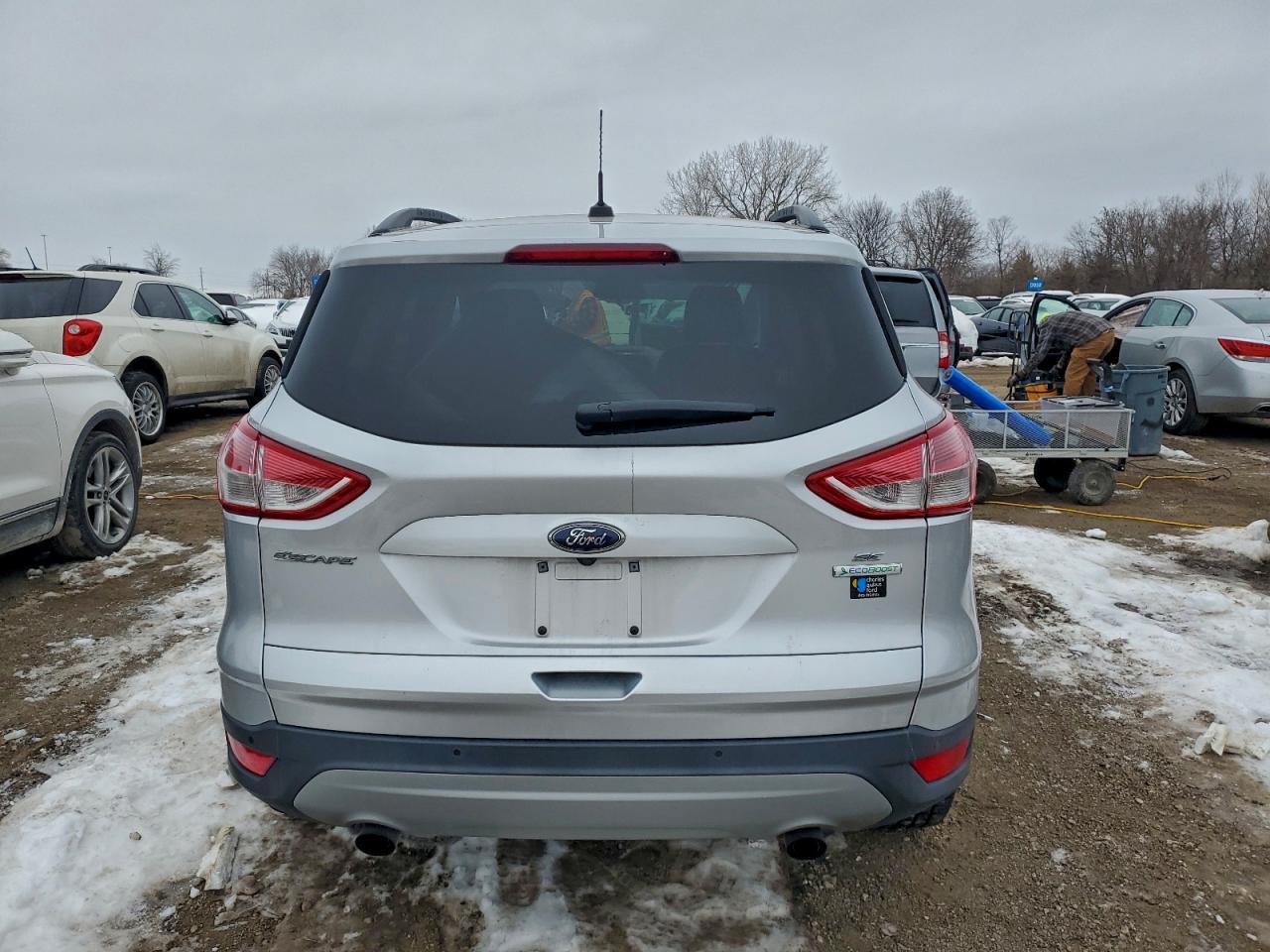 FORD ESCAPE SE
