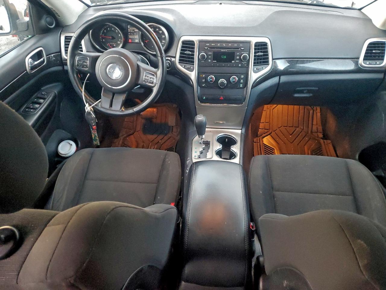 JEEP GRAND CHEROKEE LAREDO