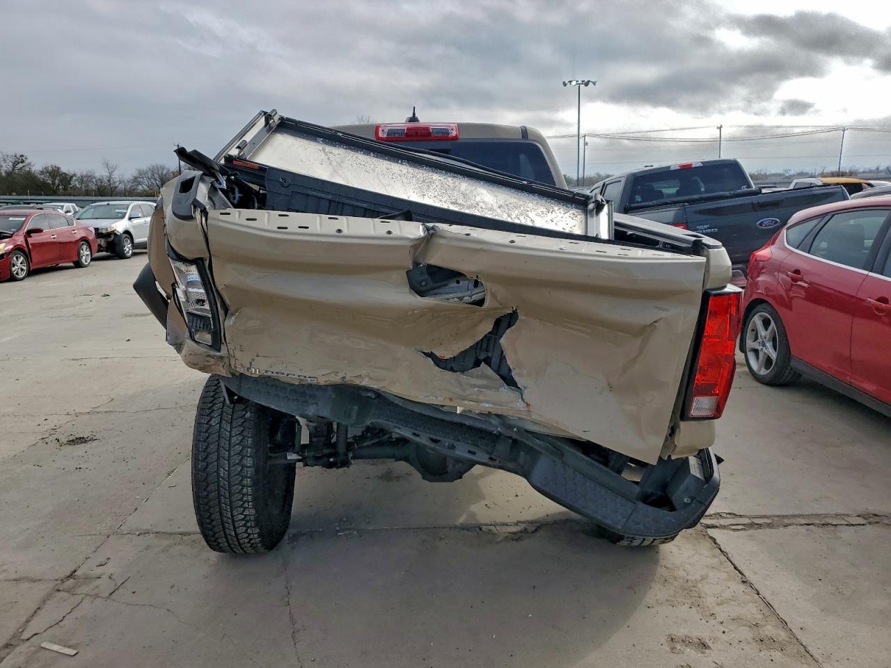 Lot #3318142372 2024 CHEVROLET COLORADO T