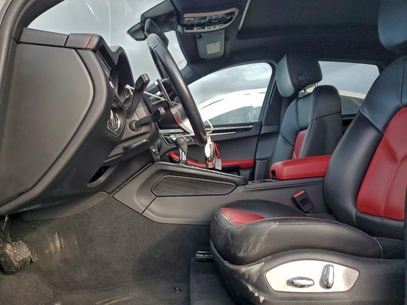 2021 PORSCHE MACAN #3303919716