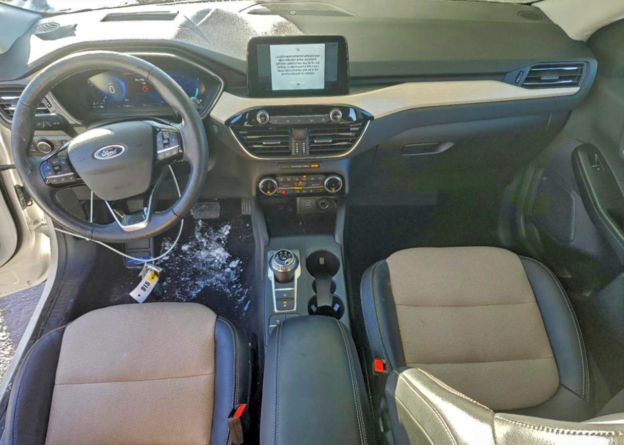 FORD ESCAPE TITANIUM