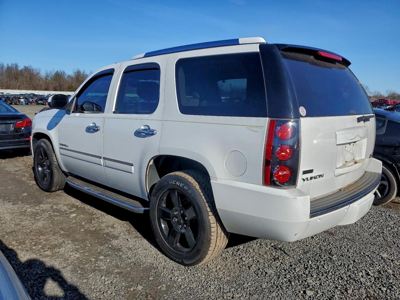 GMC YUKON DENALI