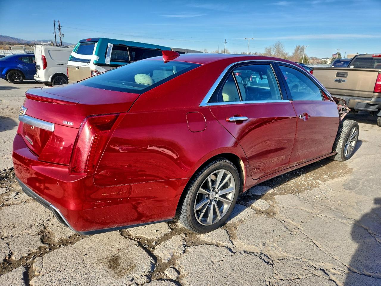 CADILLAC CTS LUXURY