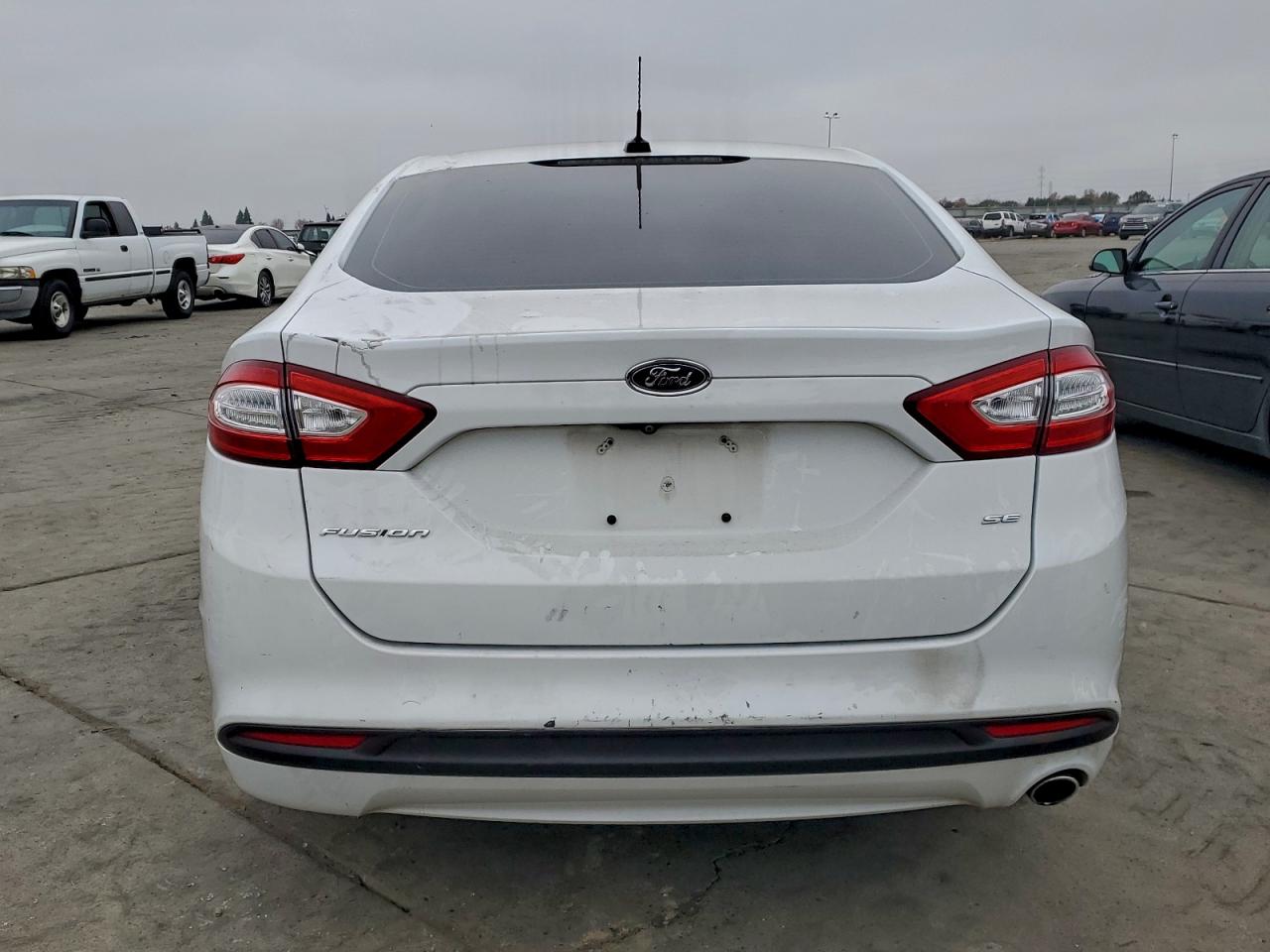 FORD FUSION SE