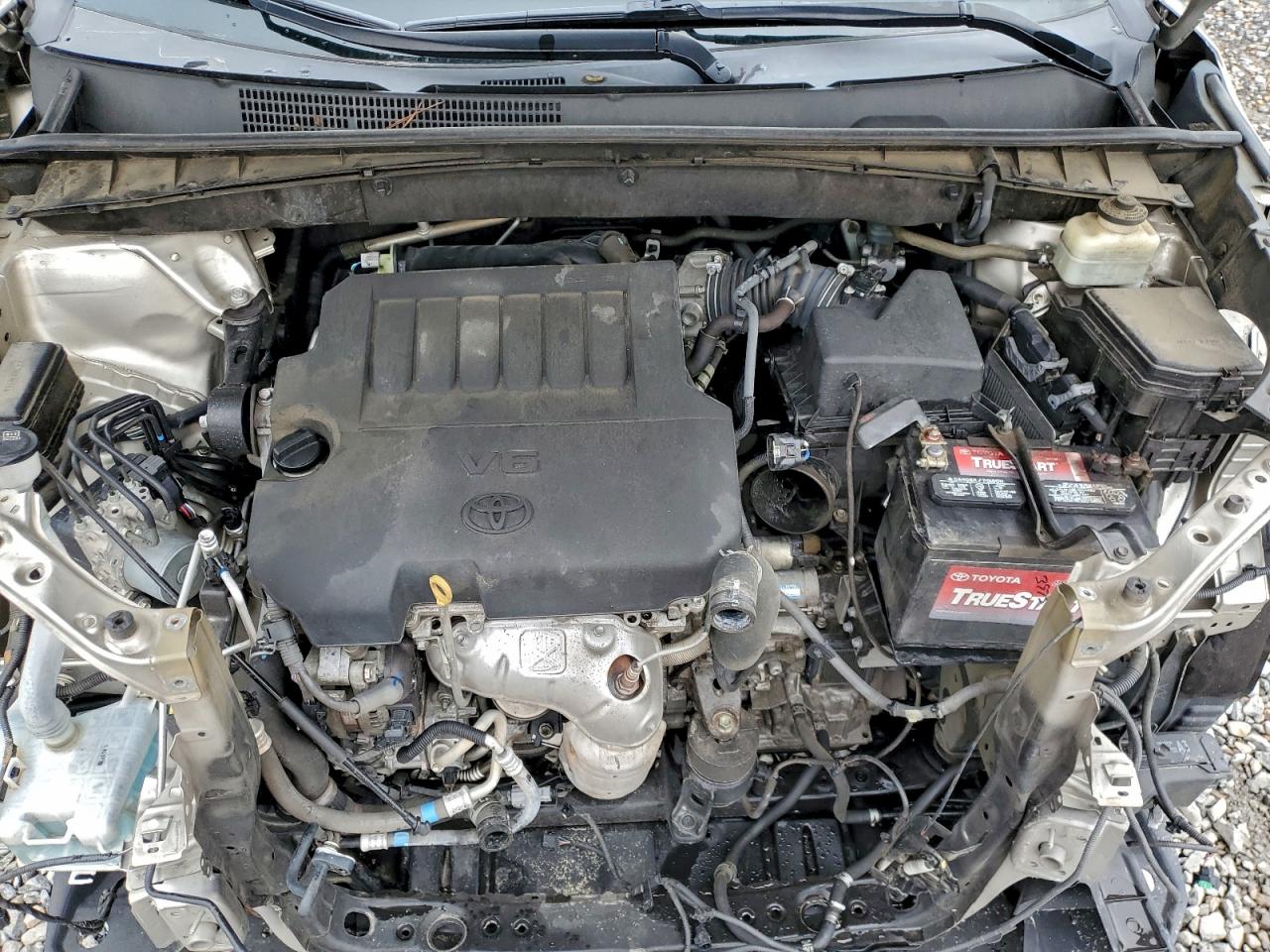 TOYOTA HIGHLANDER LIMITED