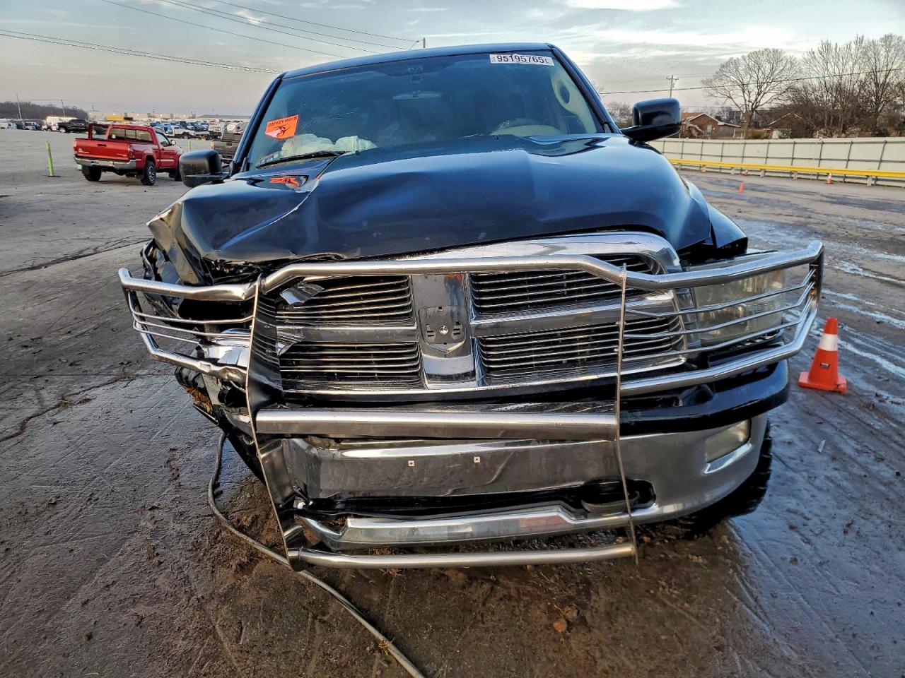 DODGE RAM 1500 SLT