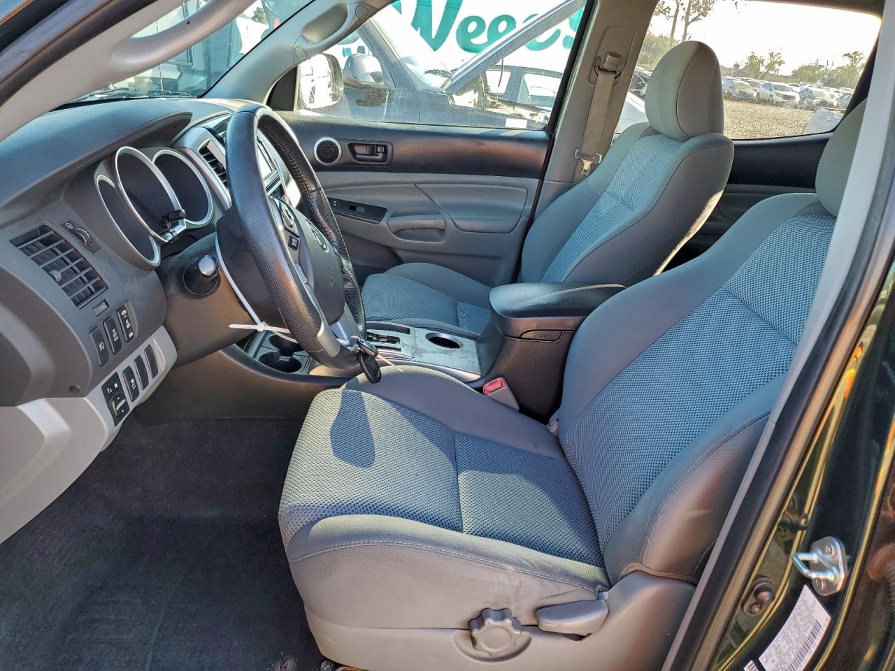 TOYOTA TACOMA DOUBLE CAB PRERUNNER