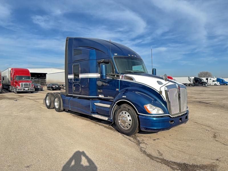 2017 KENWORTH CONSTRUCTI #3317999905