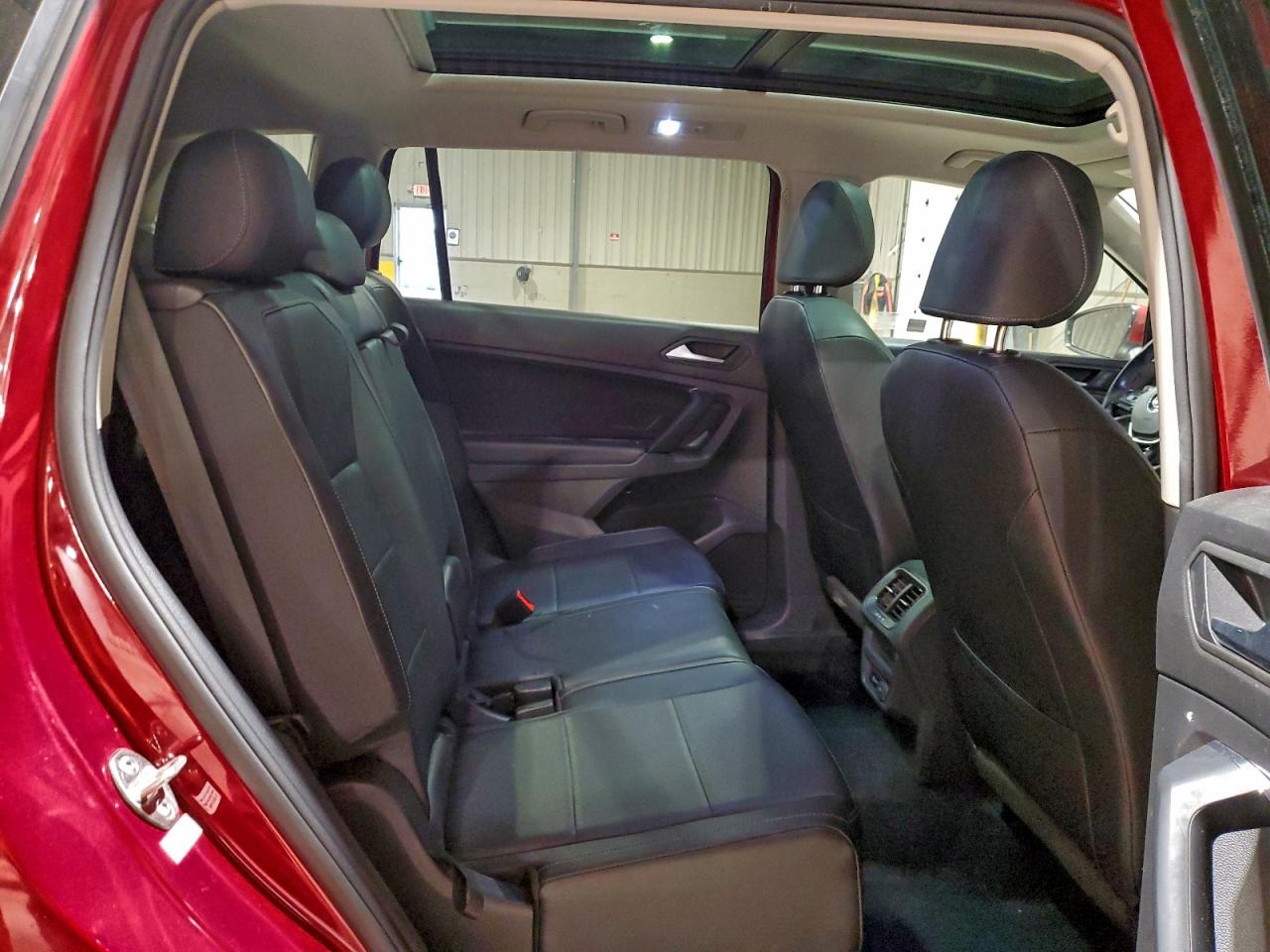 Lot #3311673307 2019 VOLKSWAGEN TIGUAN SE