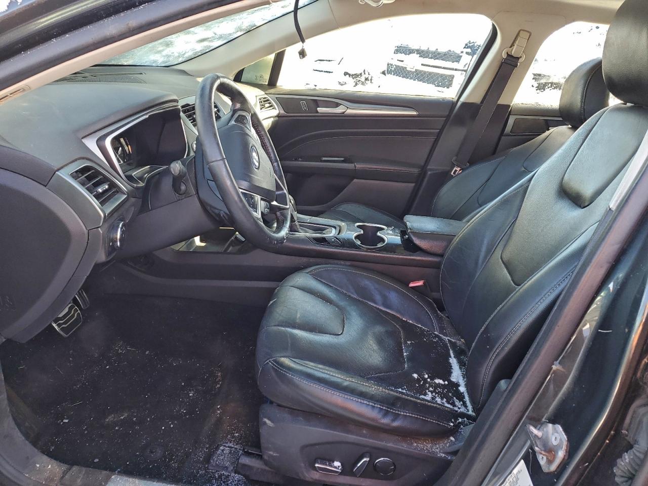 FORD FUSION TITANIUM