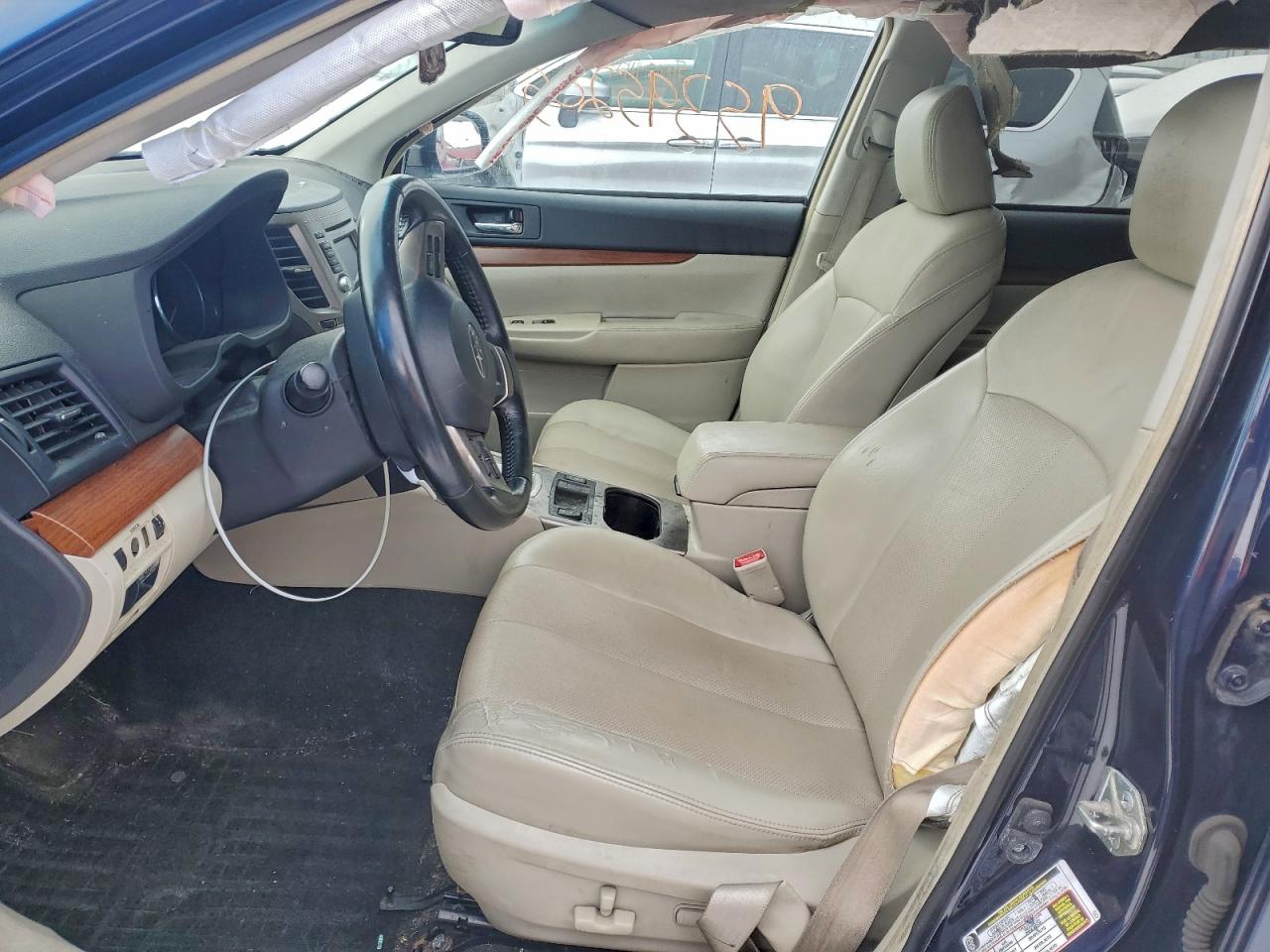 Lot #3311581789 2014 SUBARU OUTBACK 2.