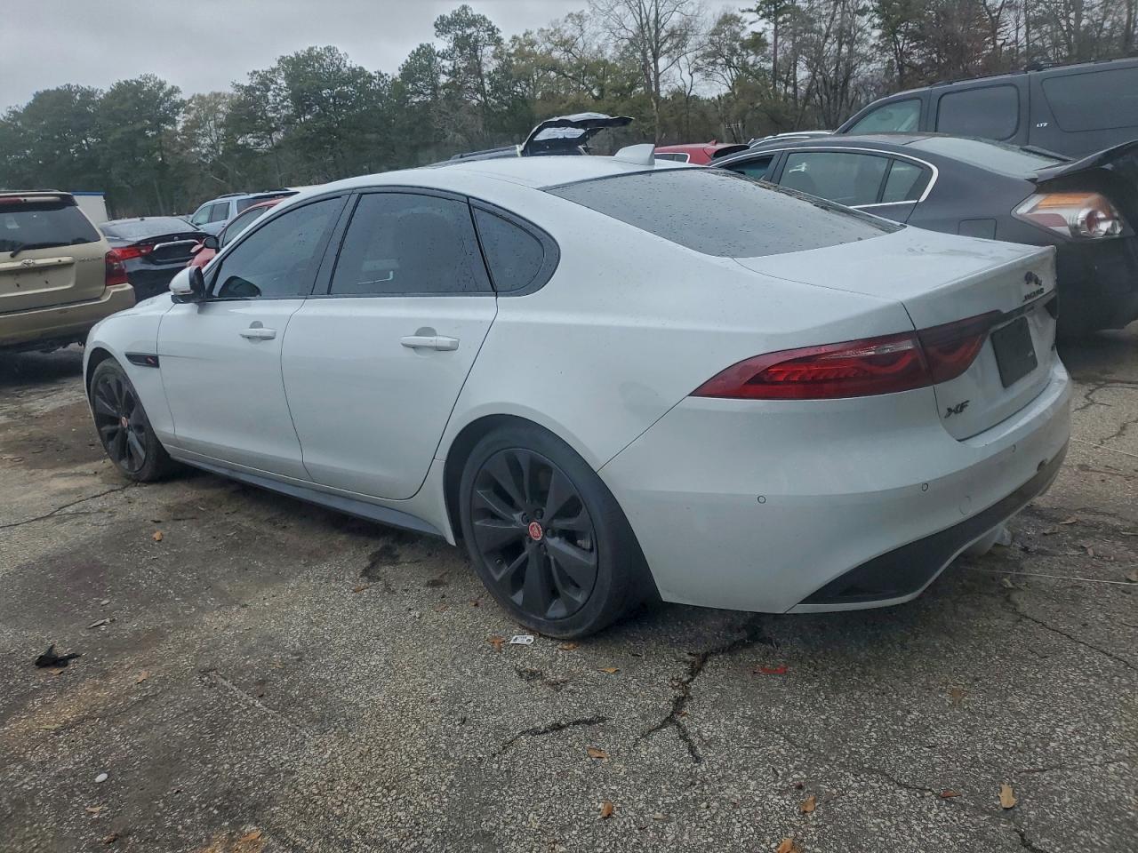 Lot #3310311964 2021 JAGUAR XF R-DYNAM