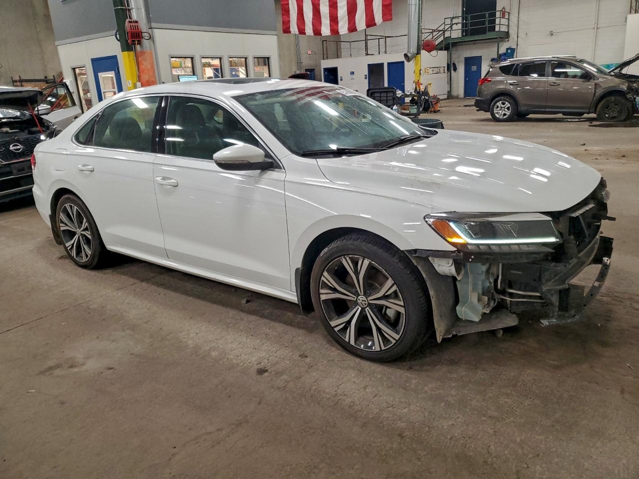 VOLKSWAGEN PASSAT SE