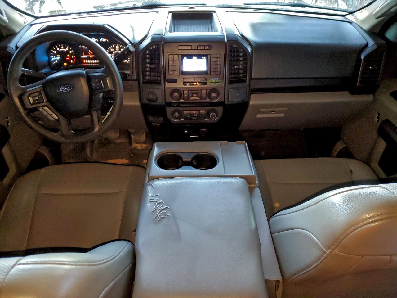 FORD F-150 SUPER CAB