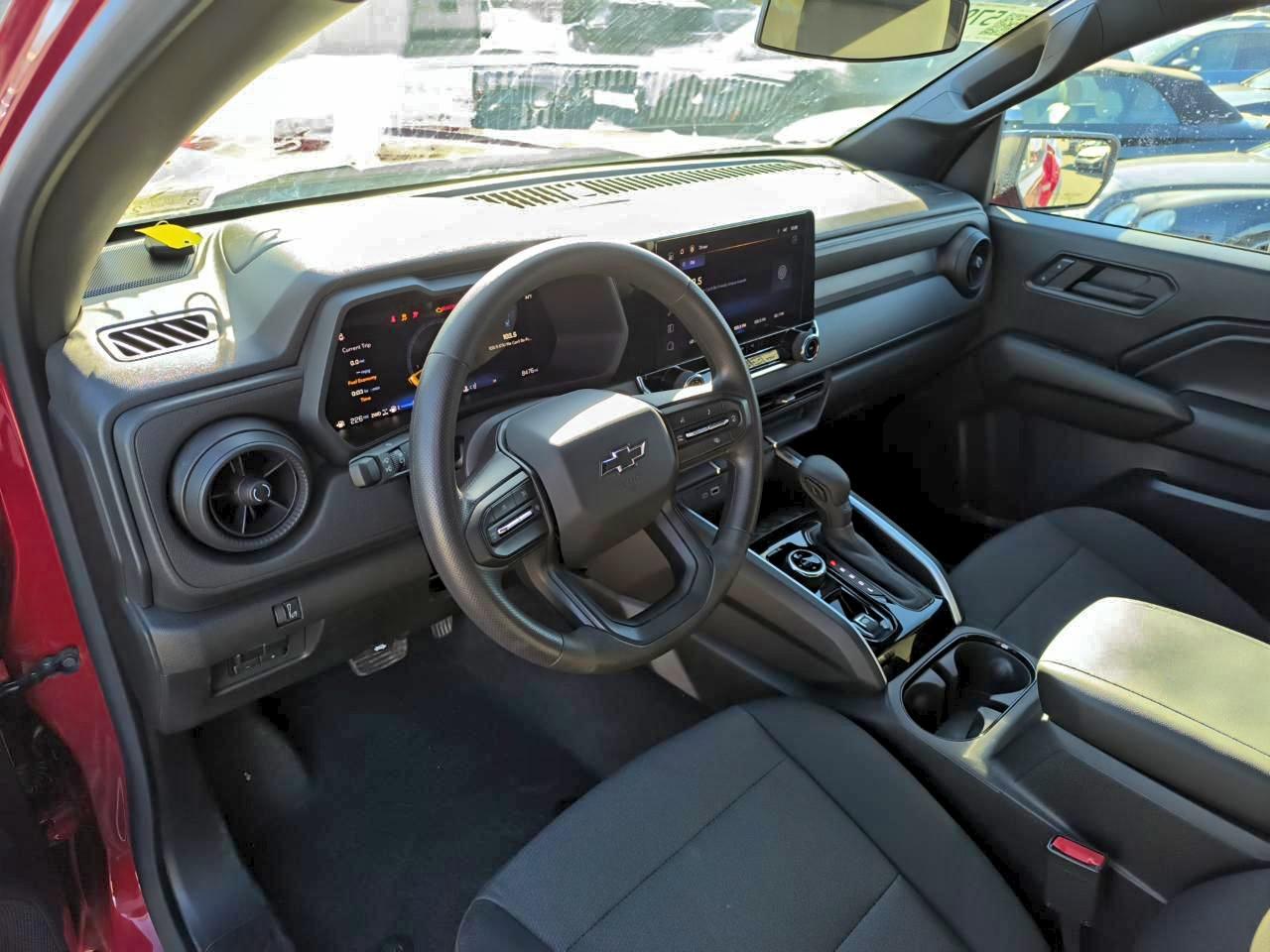 Lot #3302846910 2024 CHEVROLET COLORADO T