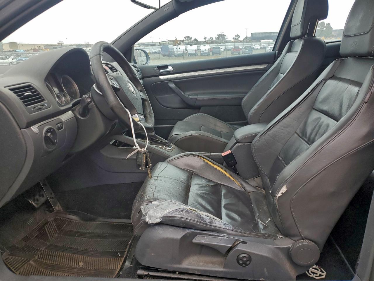 Lot #3311730230 2008 VOLKSWAGEN R32