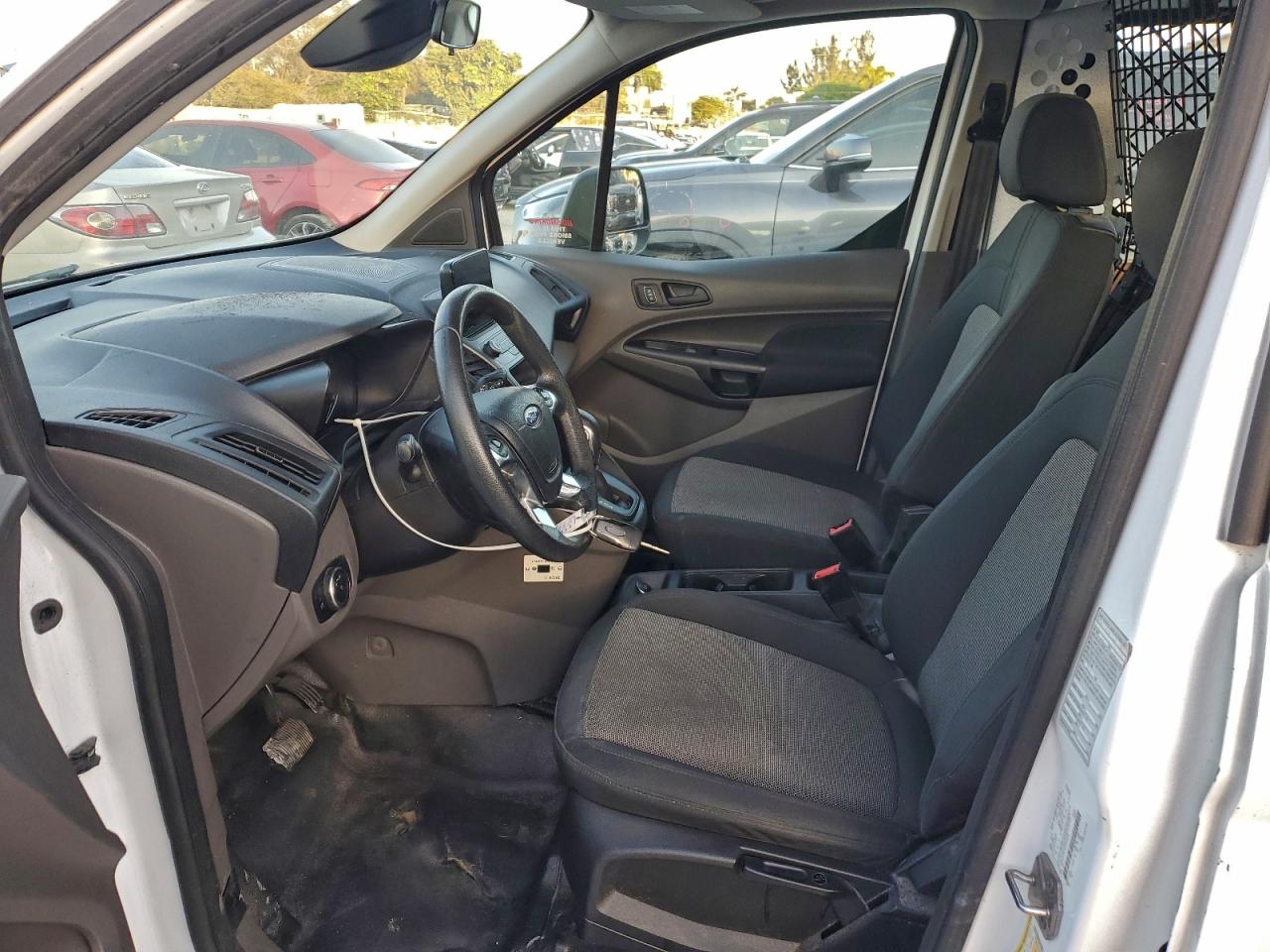 Lot #3309509575 2019 FORD TRANSIT CO