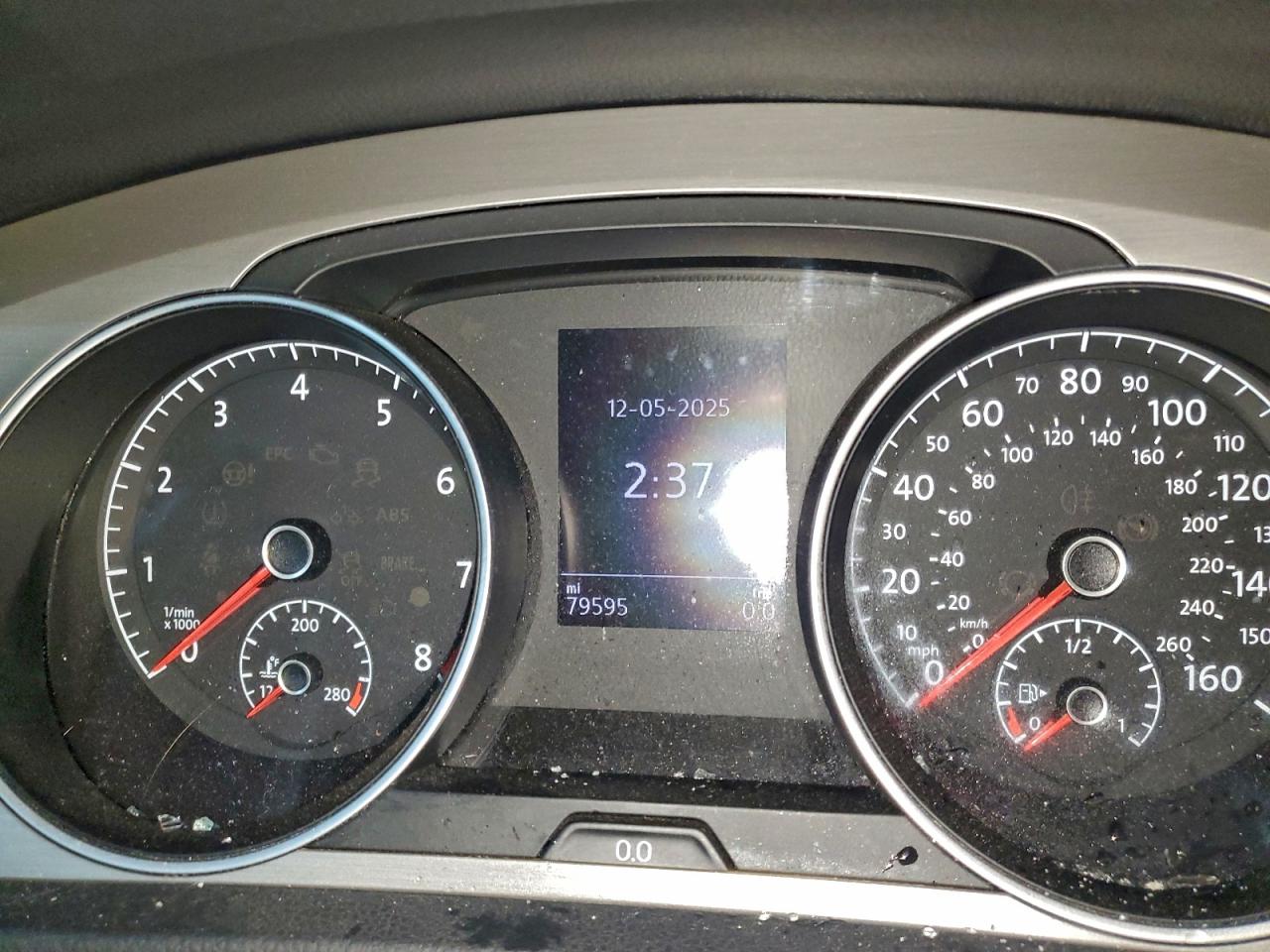 VOLKSWAGEN GOLF SPORTSVAN S