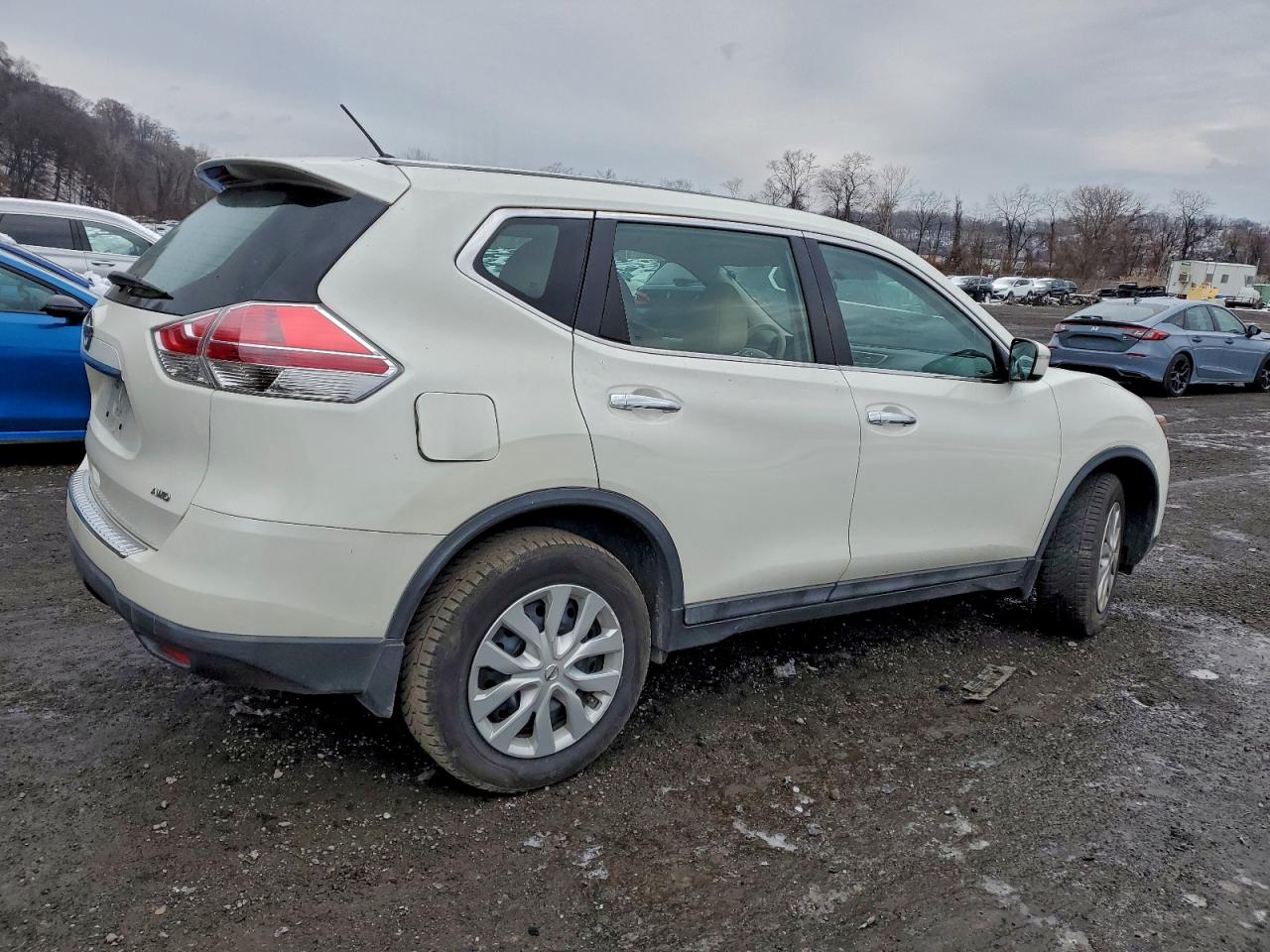Lot #3308215205 2015 NISSAN ROGUE S