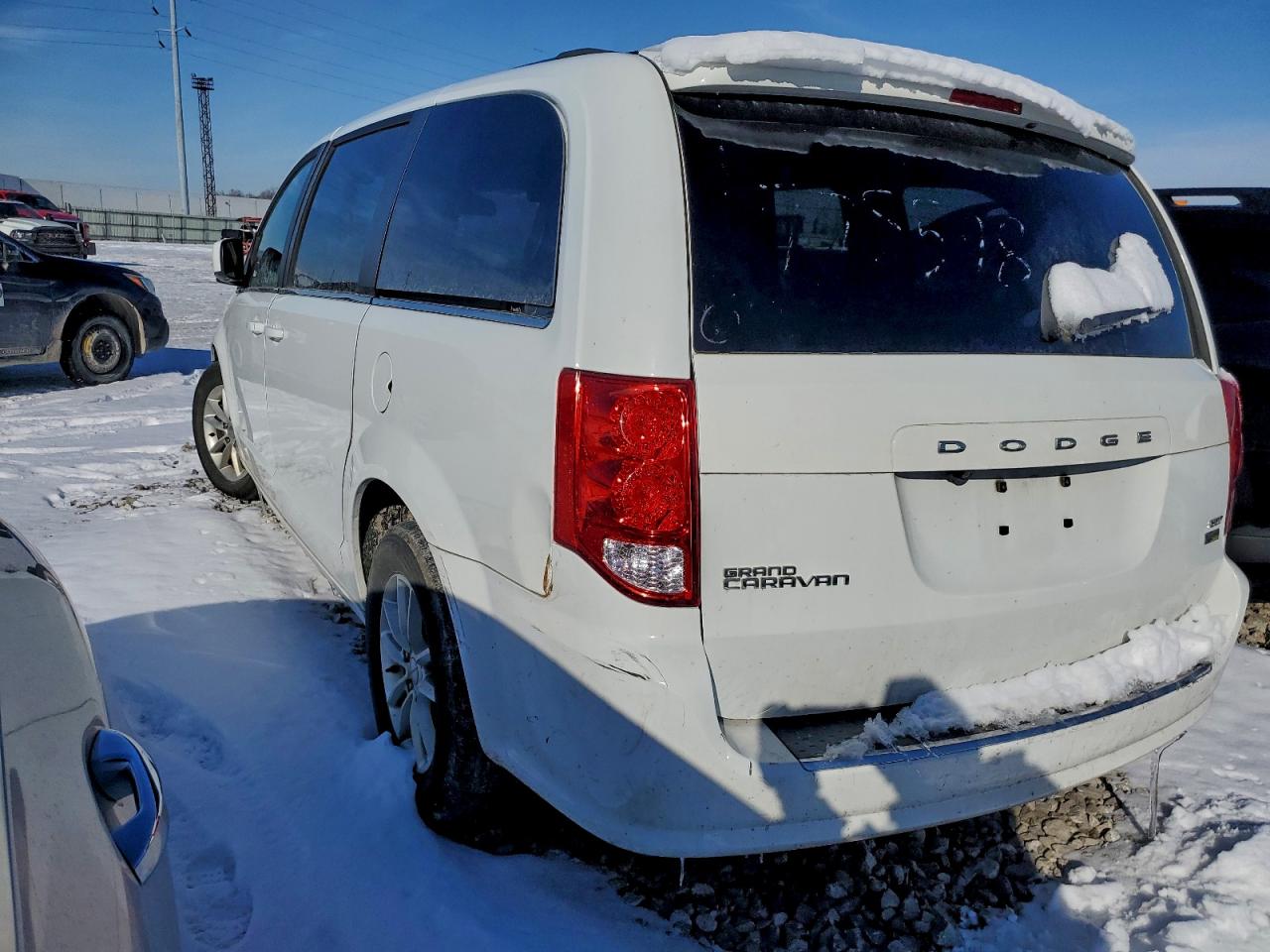 Lot #3316718437 2019 DODGE GRAND CARA