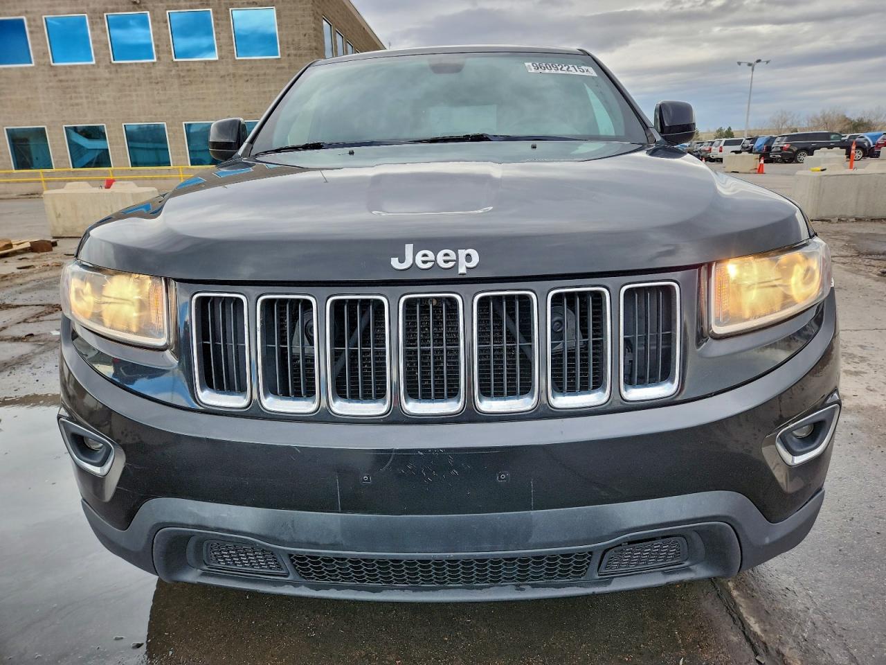 JEEP GRAND CHEROKEE LAREDO