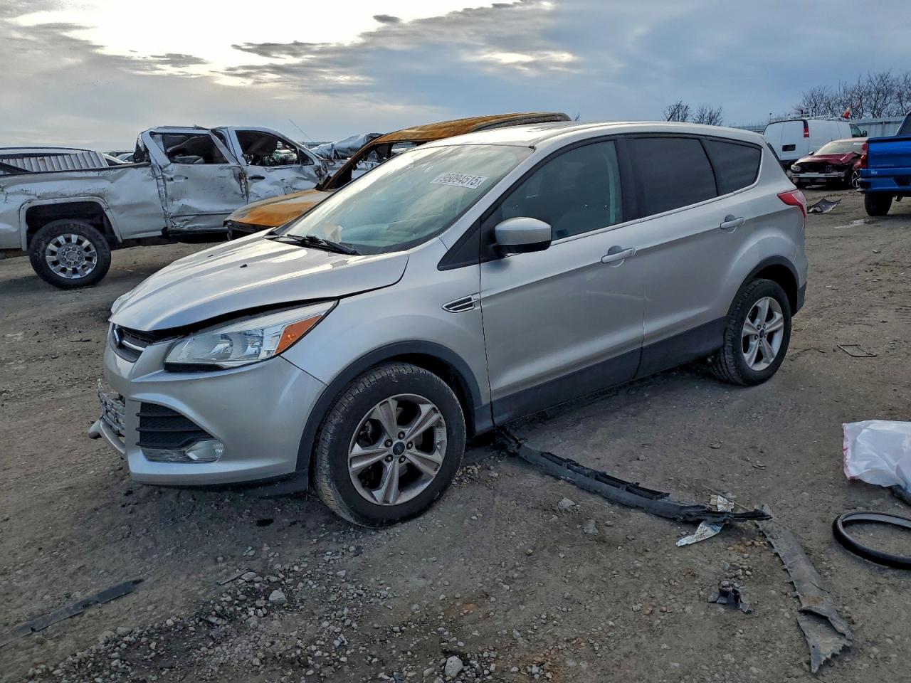 FORD ESCAPE SE