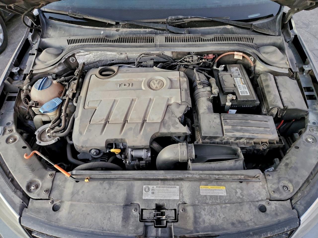 Lot #3311538235 2014 VOLKSWAGEN JETTA TDI