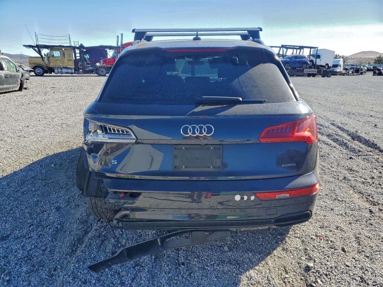 AUDI Q5 TITANIUM PREMIUM PLUS