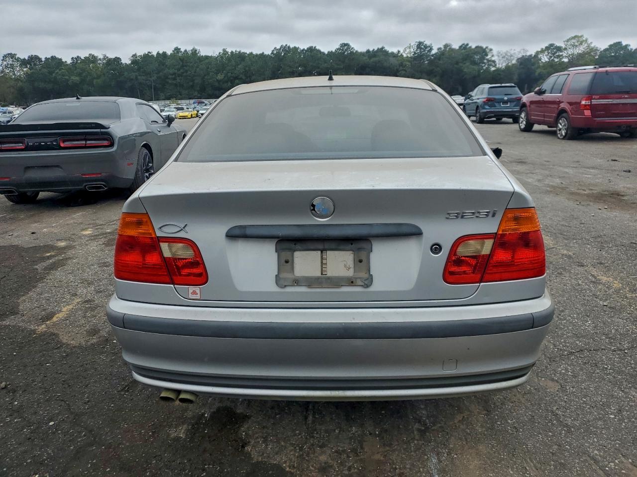 Lot #3302672001 1999 BMW 323 I
