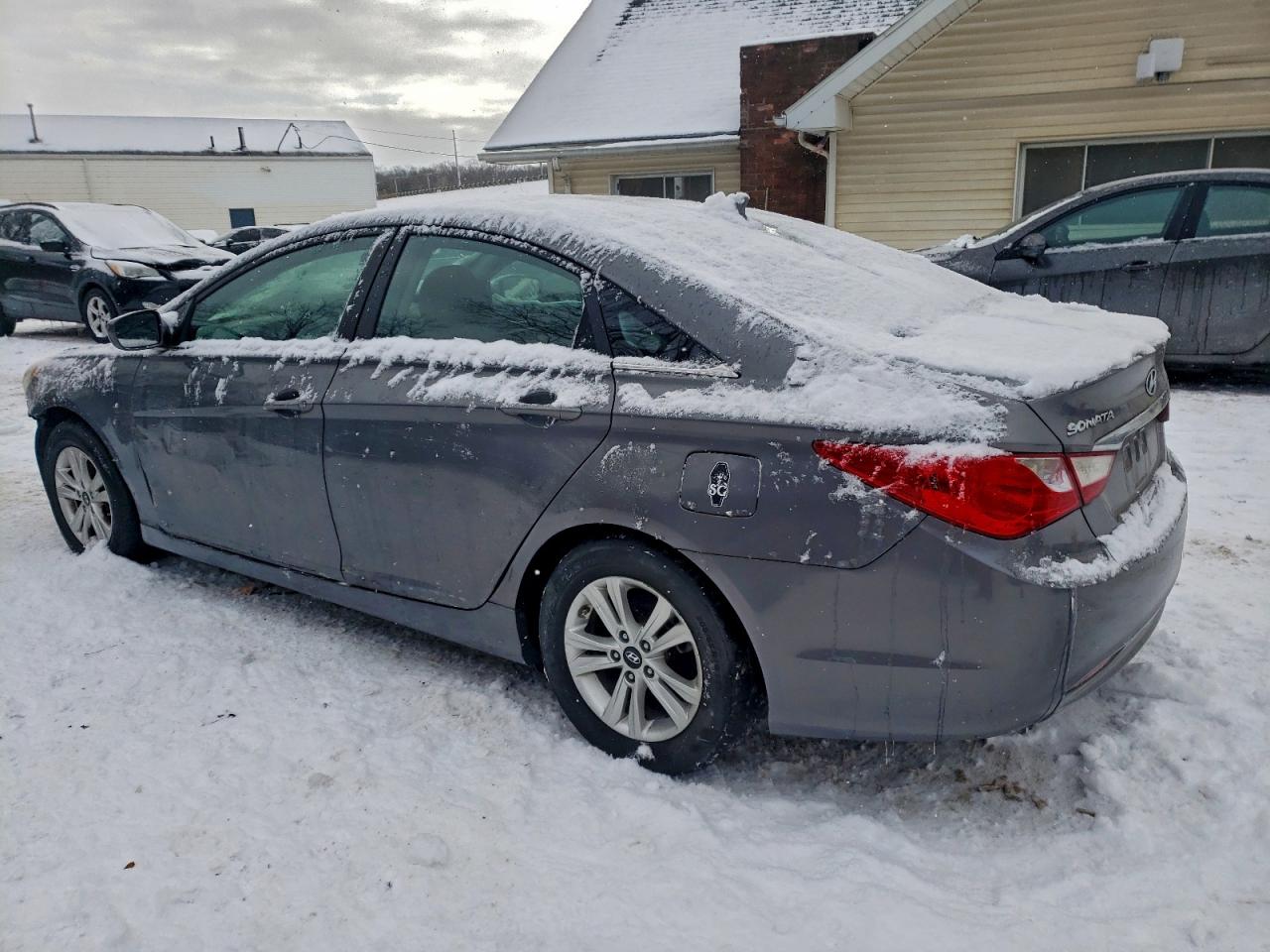 Lot #3316780413 2011 HYUNDAI SONATA GLS