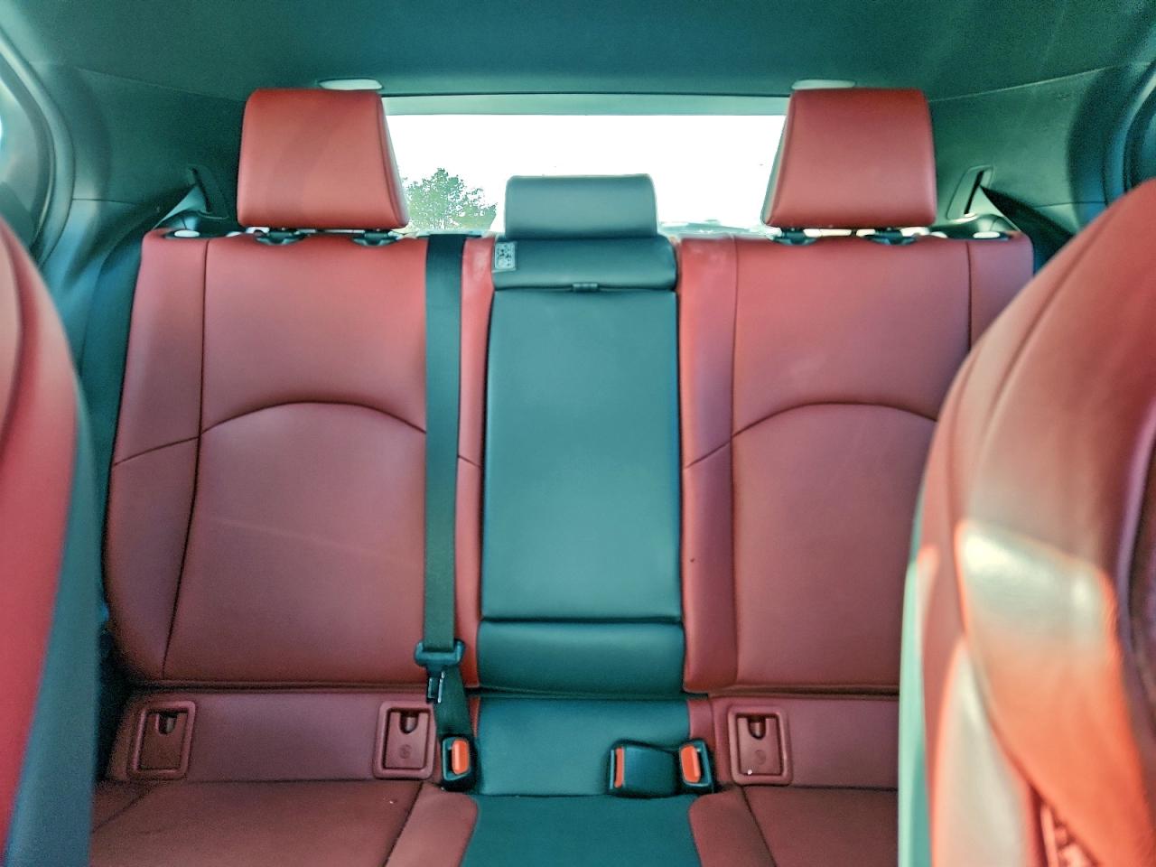 LEXUS UX 250H PREMIUM