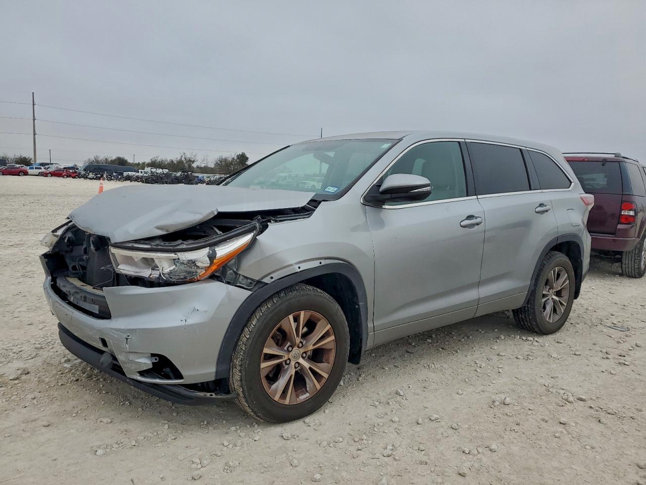 TOYOTA HIGHLANDER LE