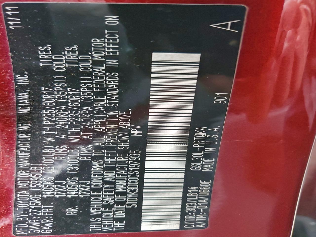 Lot #3311444344 2012 TOYOTA SIENNA XLE