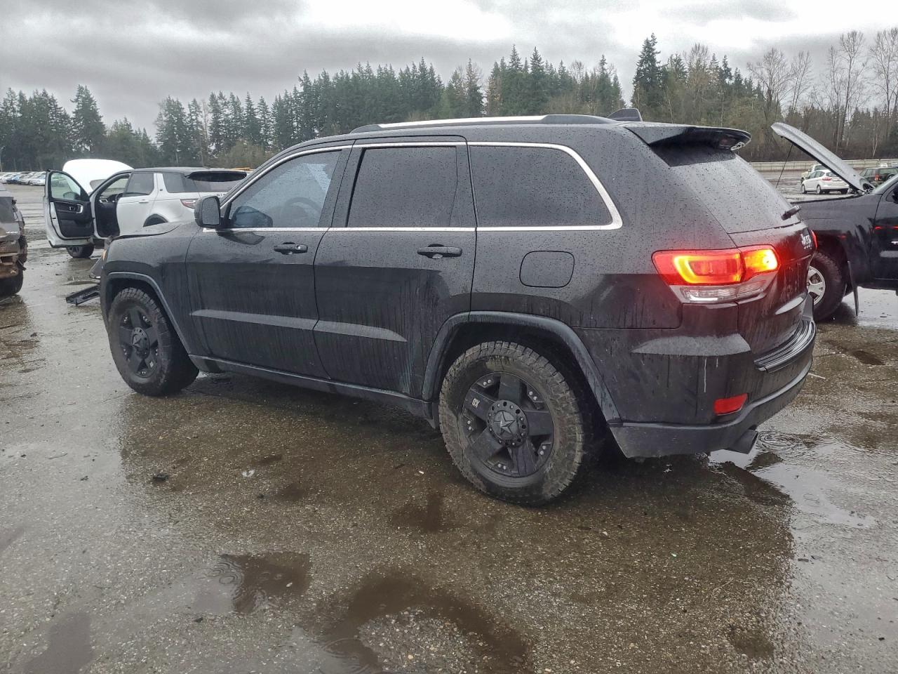 JEEP GRAND CHEROKEE LAREDO