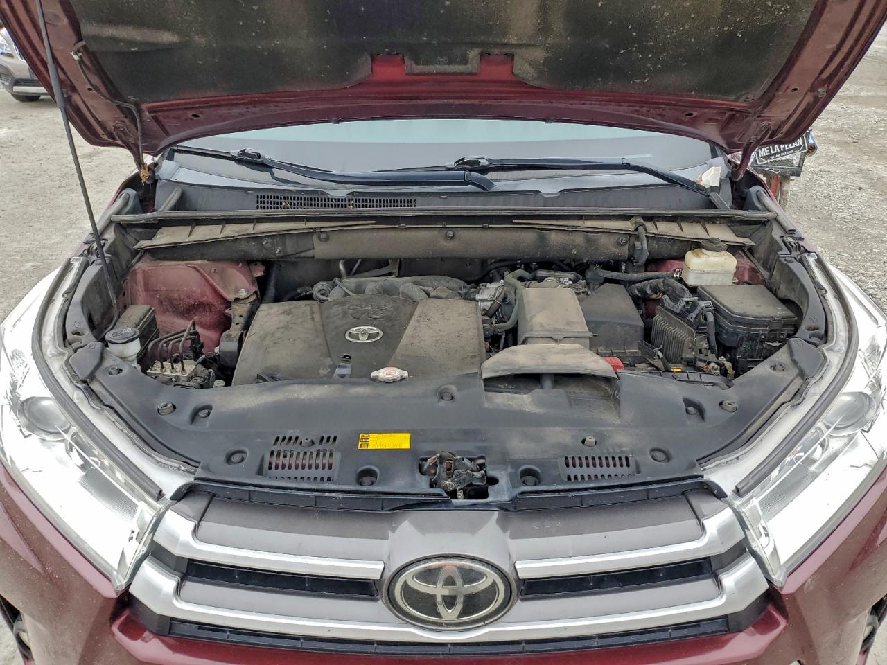 TOYOTA HIGHLANDER SE