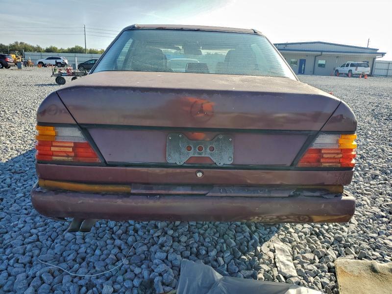 1987 MERCEDES-BENZ 300 E #3304633949
