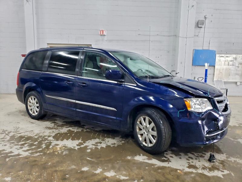 2016 CHRYSLER TOWN & COU #3302749015