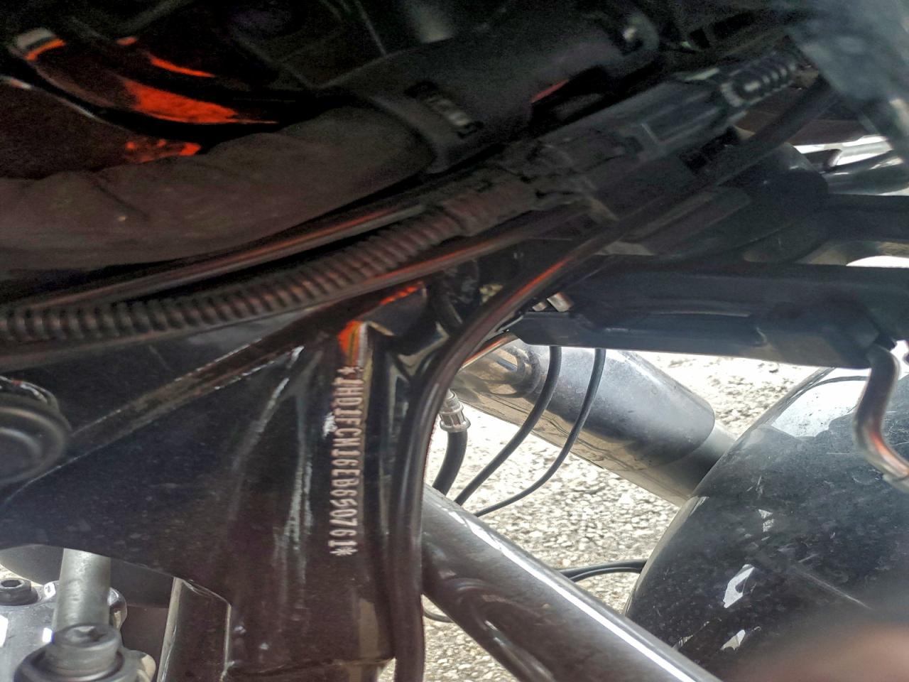 Lot #3301796371 2014 HD FLHTCU ULT