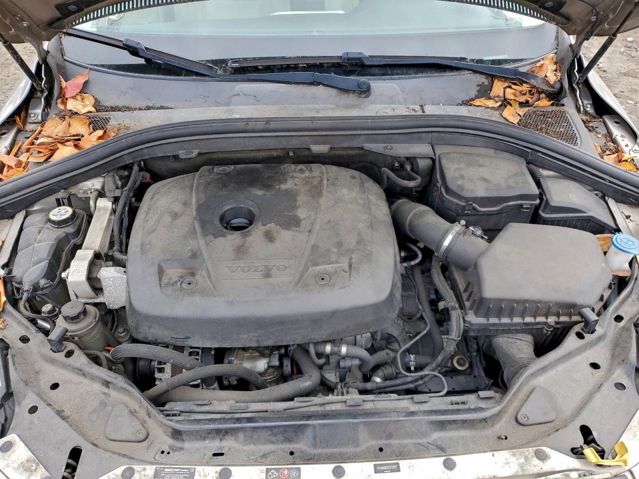 VOLVO XC60 T5 PREMIER