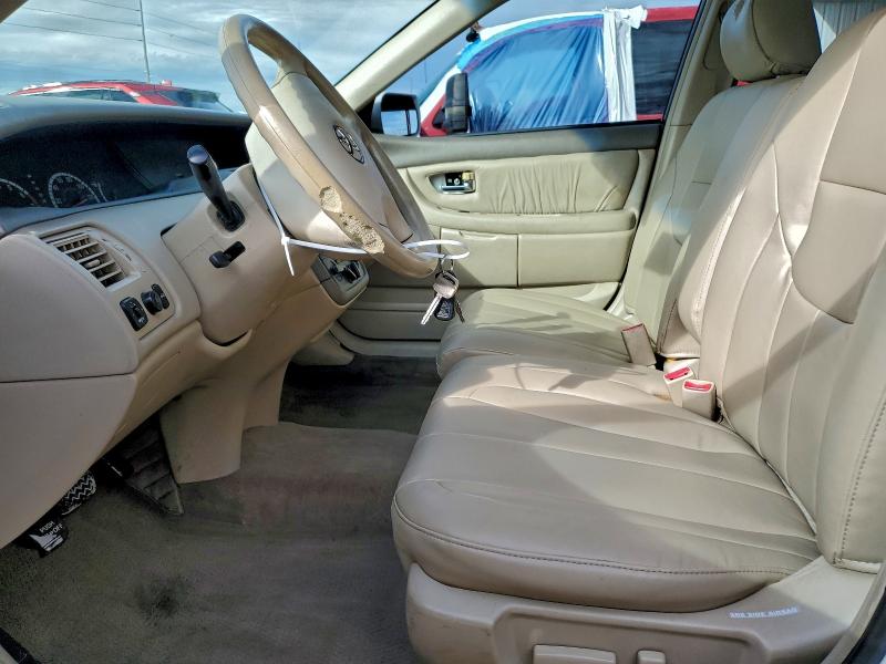 2002 TOYOTA AVALON XL #3315892110