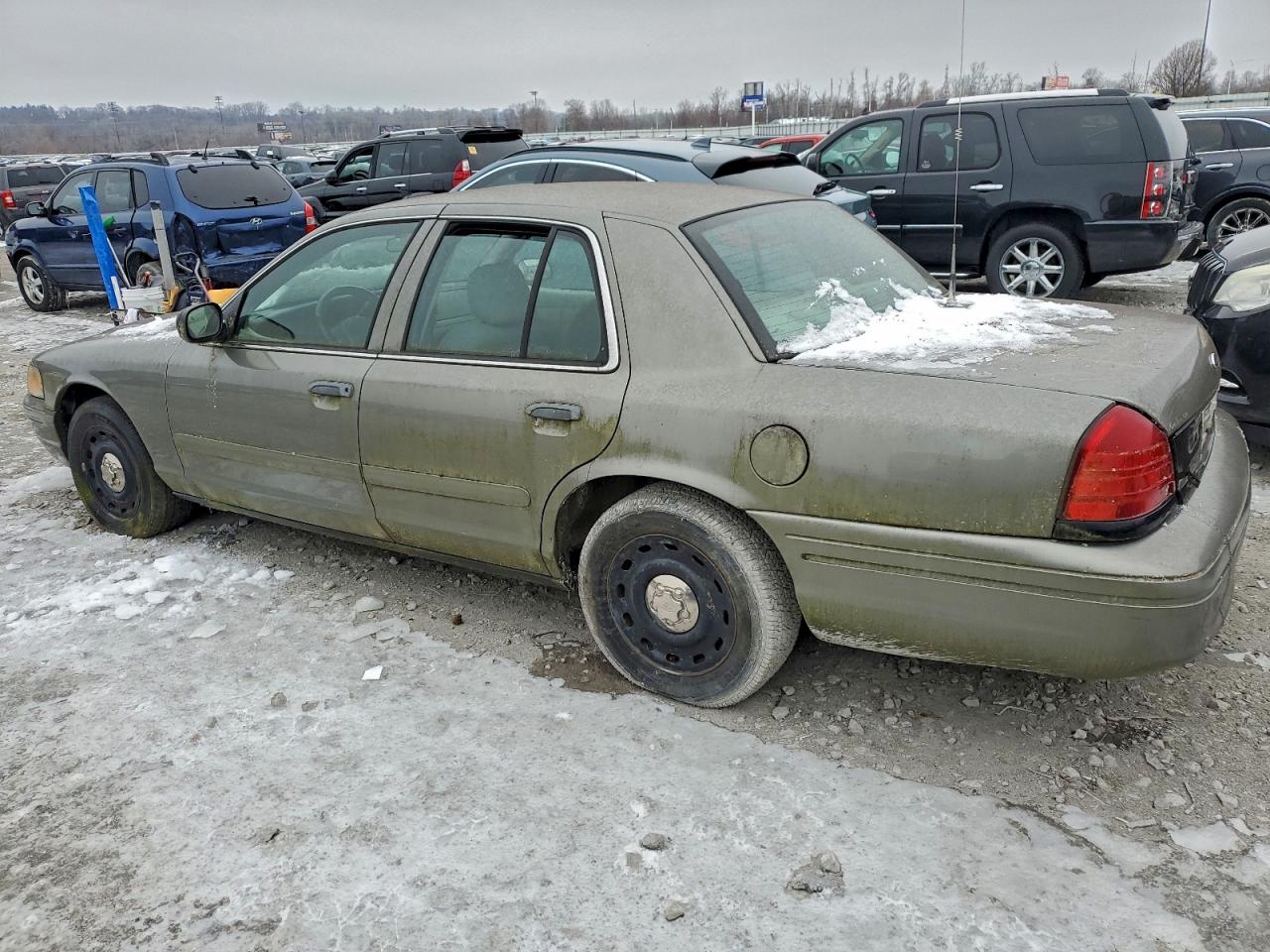 Lot #3301697627 2003 FORD CROWN VICT